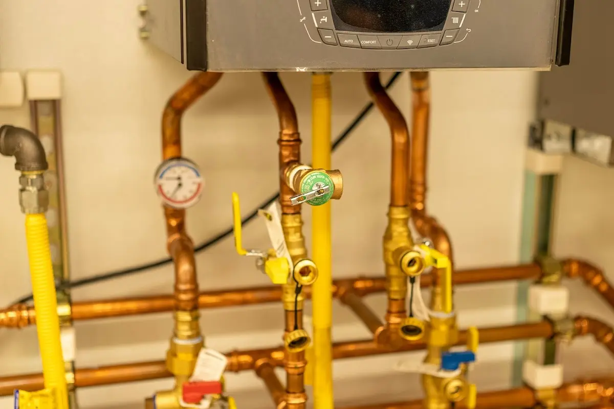 Licensed technician providing Slab Leak Repair for a homeowner in Grand Prairie